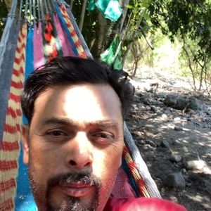 Meet your Posher, Alex